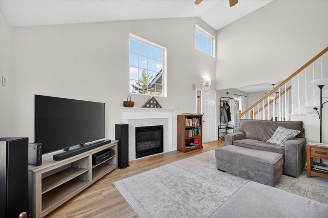 5462 Longview Court 3, Johnston, IA 50131