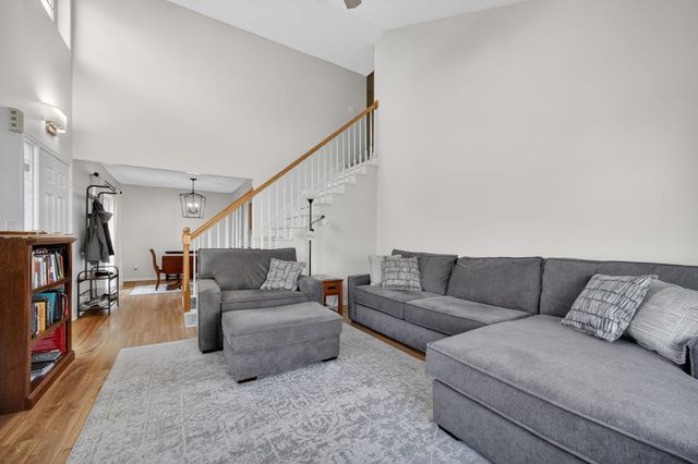 5462 Longview Court 3, Johnston, IA 50131