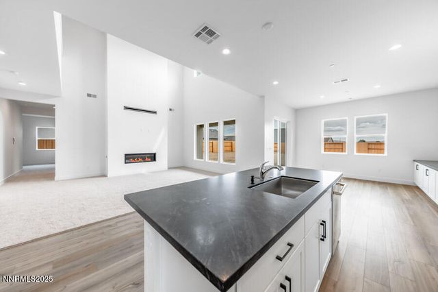 3114 Thrasher Street Cinnamon 162, Sparks, NV 89441