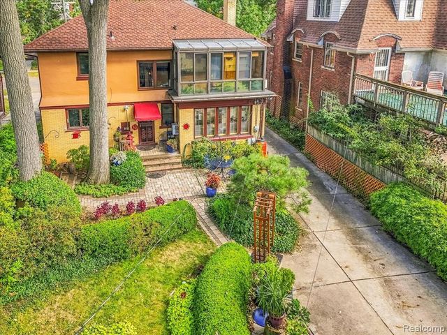 18265 Parkside Street, Detroit, MI 48221