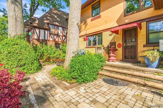 18265 Parkside Street, Detroit, MI 48221