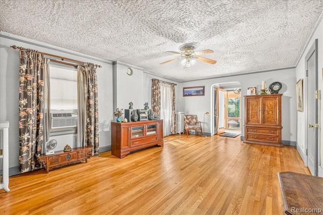 18265 Parkside Street, Detroit, MI 48221