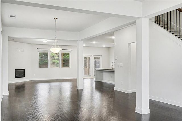 351 Hamilton Pointe Drive, Mcdonough, GA 30253