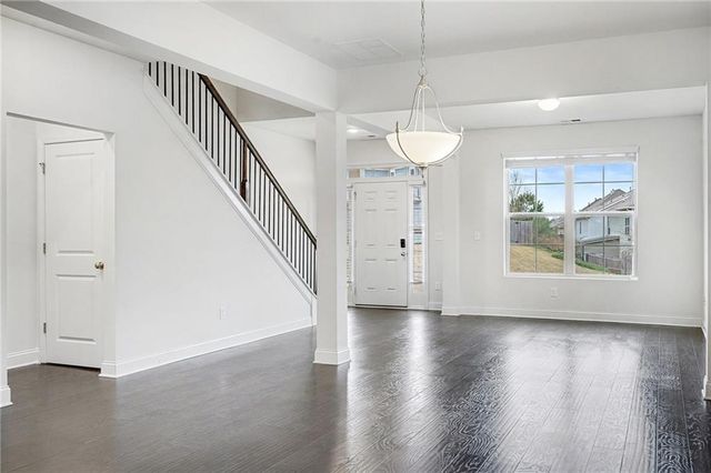 351 Hamilton Pointe Drive, Mcdonough, GA 30253