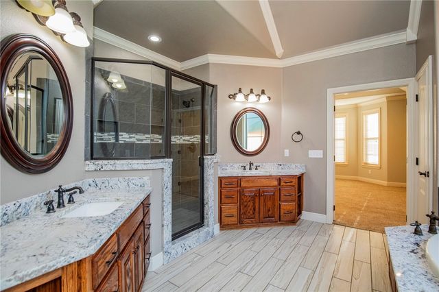 330 Scarlett Boulevard, Elm Springs, AR 72762