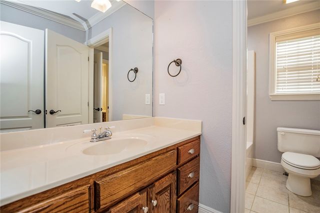 330 Scarlett Boulevard, Elm Springs, AR 72762