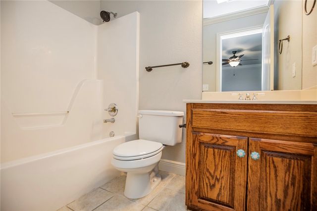 330 Scarlett Boulevard, Elm Springs, AR 72762