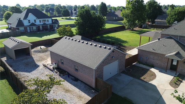 330 Scarlett Boulevard, Elm Springs, AR 72762