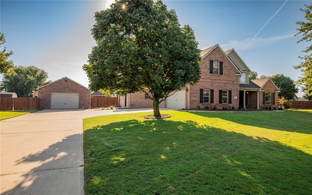 330 Scarlett Boulevard, Elm Springs, AR 72762