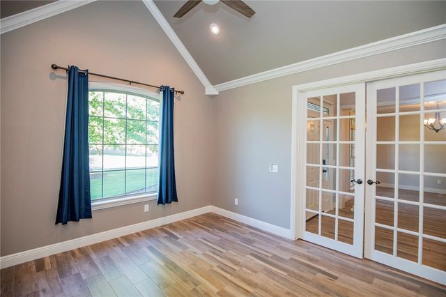 330 Scarlett Boulevard, Elm Springs, AR 72762