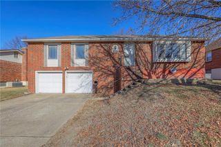 16100 E 41st Street S, Independence, MO 64055