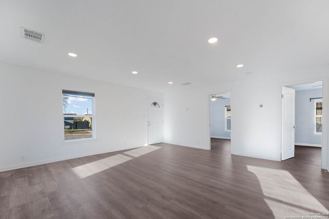 726 Gabriel, San Antonio, TX 78202