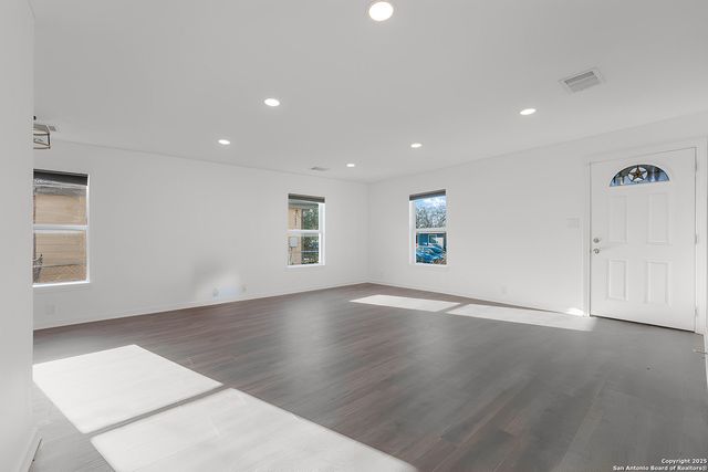 726 Gabriel, San Antonio, TX 78202