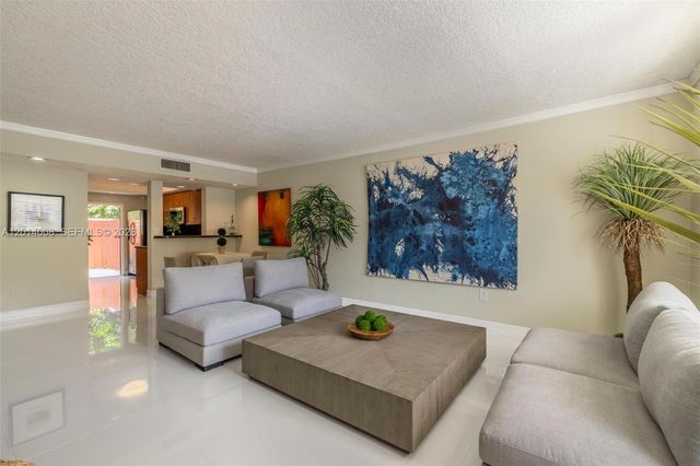 10122 SW 77th Court, Miami, FL 33156