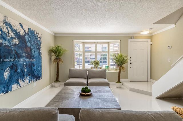 10122 SW 77th Court, Miami, FL 33156