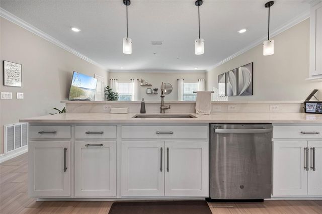 5351 BRIDGE STREET 2, Tampa, FL 33611