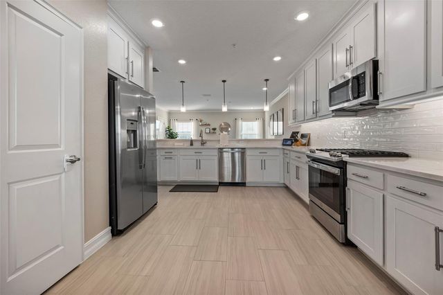 5351 BRIDGE STREET 2, Tampa, FL 33611