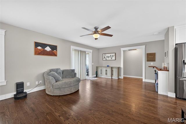 8 Guyenne Drive, Lake St Louis, MO 63367