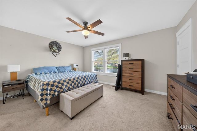 8 Guyenne Drive, Lake St Louis, MO 63367