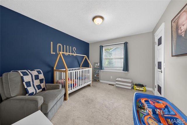 8 Guyenne Drive, Lake St Louis, MO 63367
