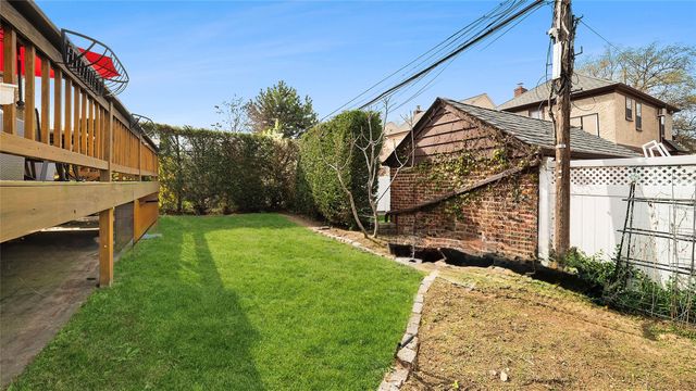 163-35 26th Avenue, Flushing, NY 11358