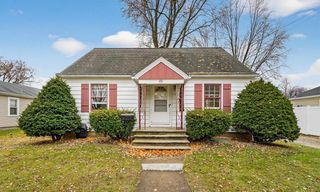 935 ROSCOE STREET, Green Bay, WI 54304