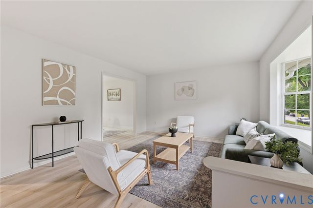 6033 Barrister Rd, Chester, VA 23832