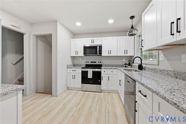 6033 Barrister Rd, Chester, VA 23832