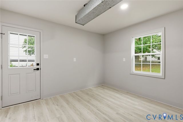 6033 Barrister Rd, Chester, VA 23832