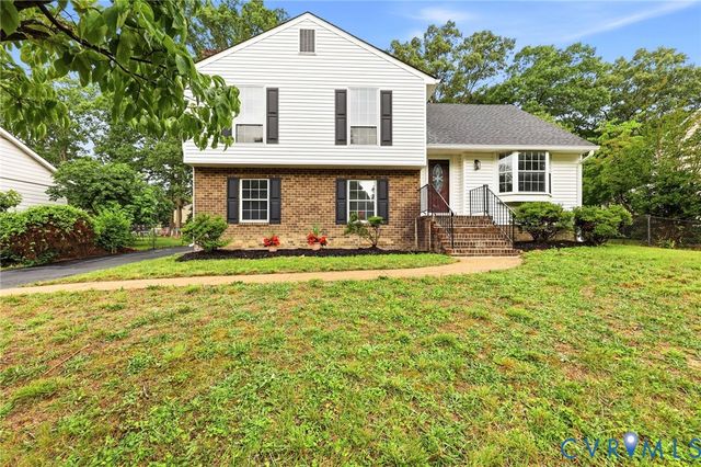 6033 Barrister Rd, Chester, VA 23832