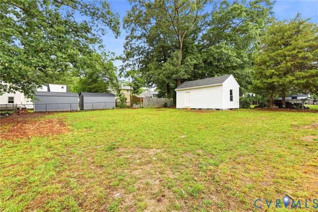 6033 Barrister Rd, Chester, VA 23832