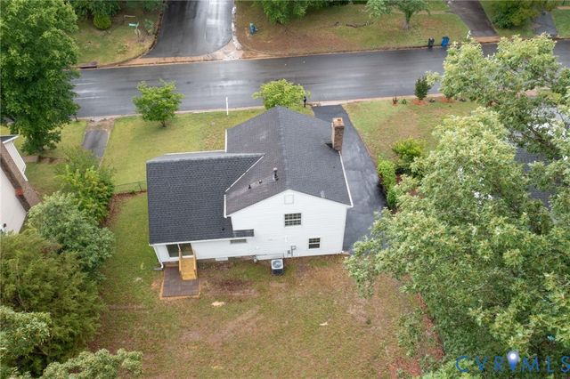 6033 Barrister Rd, Chester, VA 23832