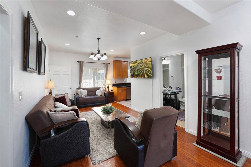 9882 W Broadway, Anaheim, CA 92804 — photo 2