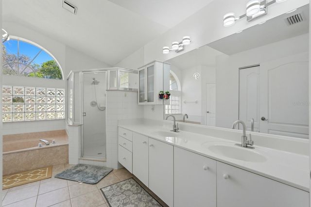 23 OLD SUNBEAM DRIVE, South Daytona, FL 32119