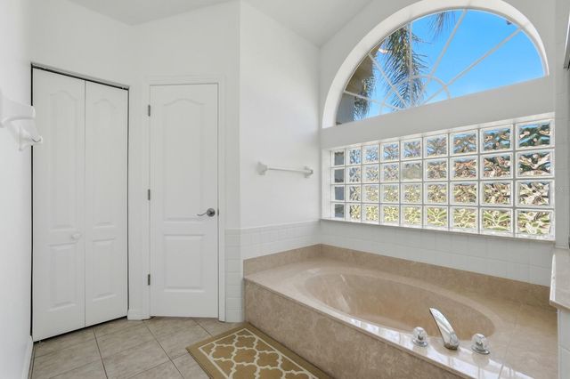 23 OLD SUNBEAM DRIVE, South Daytona, FL 32119