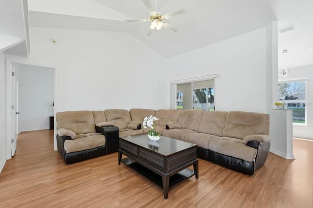 23 OLD SUNBEAM DRIVE, South Daytona, FL 32119