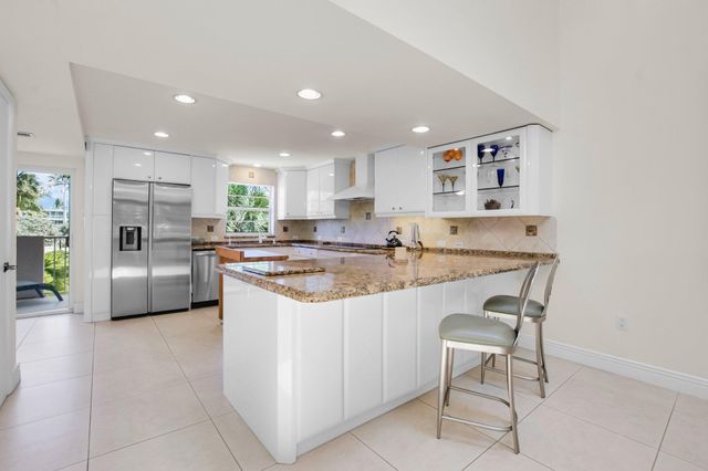 1222 Hillsboro Mile 11, Hillsboro Beach, FL 33062