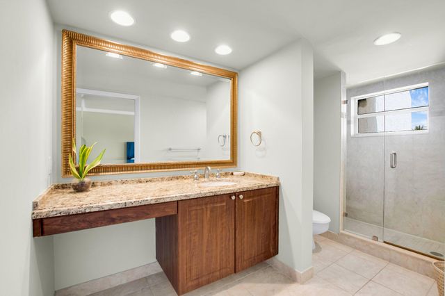 1222 Hillsboro Mile 11, Hillsboro Beach, FL 33062