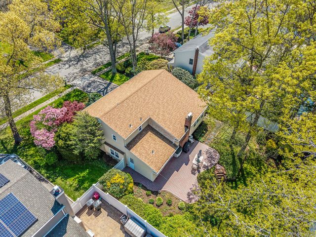 12 Kristi Lane, Lake Grove, NY 11755