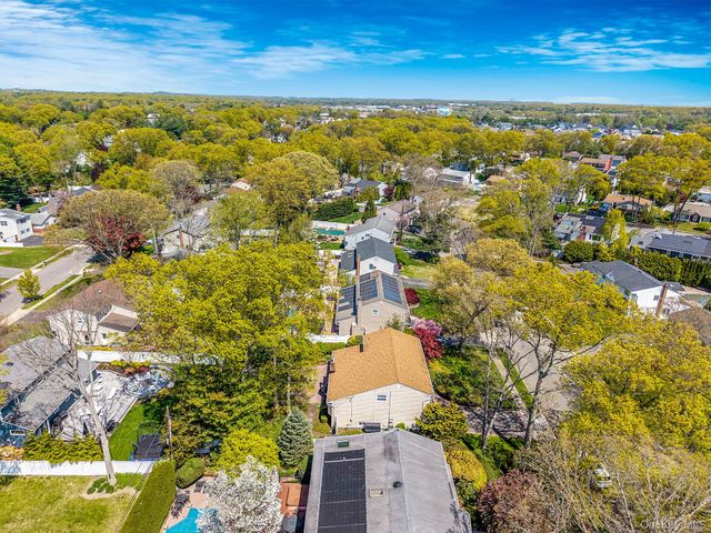 12 Kristi Lane, Lake Grove, NY 11755