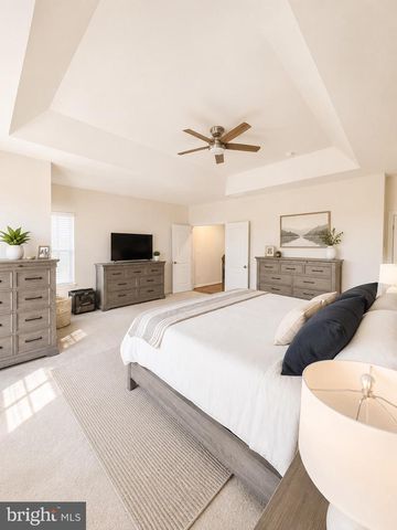 41926 LOGAN STONE TER, Aldie, VA 20105