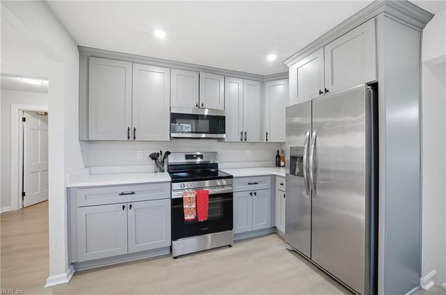 2425 Ambler AVE, Norfolk, VA 23513