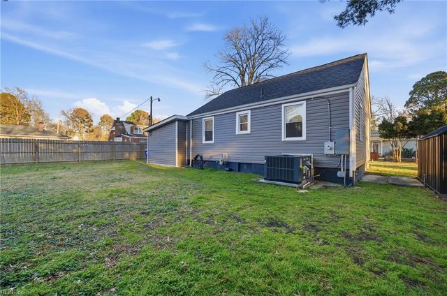 2425 Ambler AVE, Norfolk, VA 23513