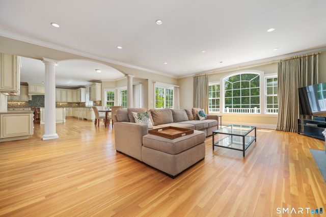 12 Woodbine Way, Stamford, CT 06903