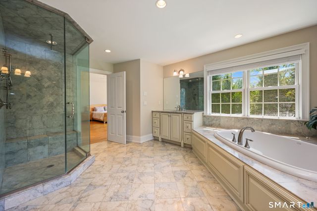 12 Woodbine Way, Stamford, CT 06903