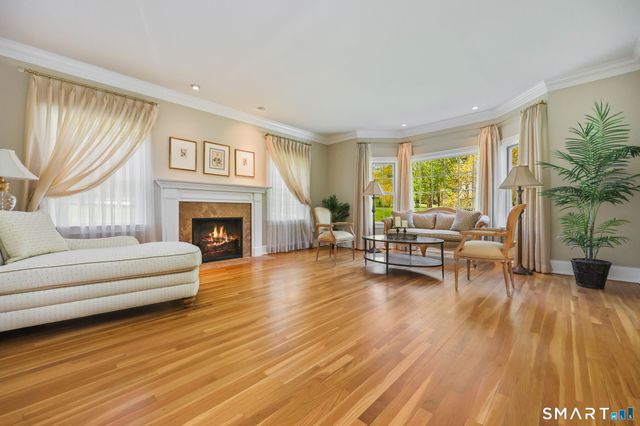 12 Woodbine Way, Stamford, CT 06903