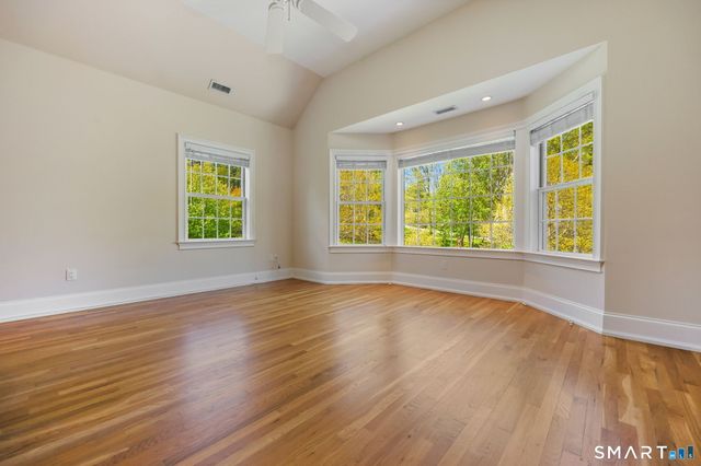 12 Woodbine Way, Stamford, CT 06903