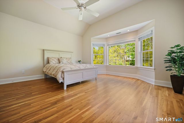 12 Woodbine Way, Stamford, CT 06903