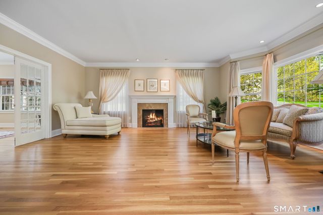 12 Woodbine Way, Stamford, CT 06903