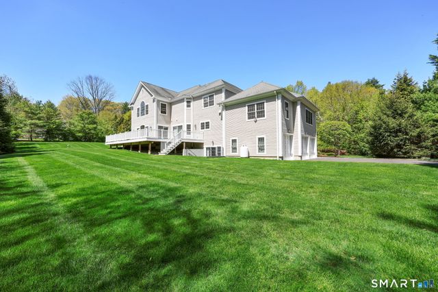12 Woodbine Way, Stamford, CT 06903